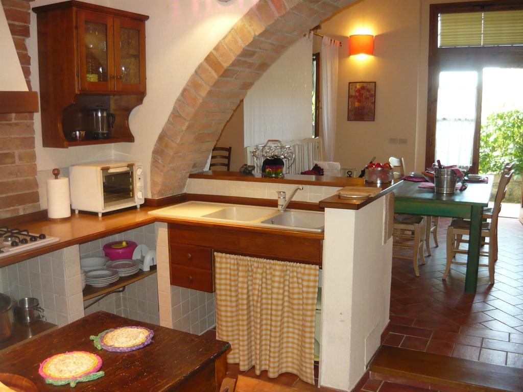 Podere Oliveta Поджибонси Экстерьер фото